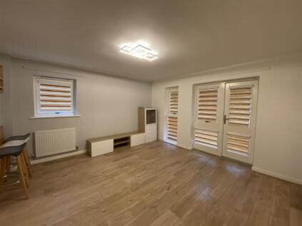 Elham Court, Ashford