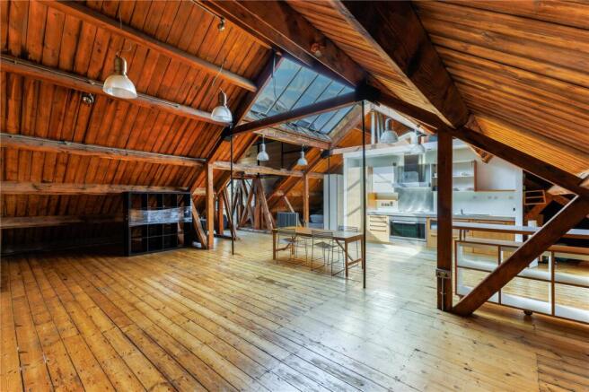 Reception/Kitchen