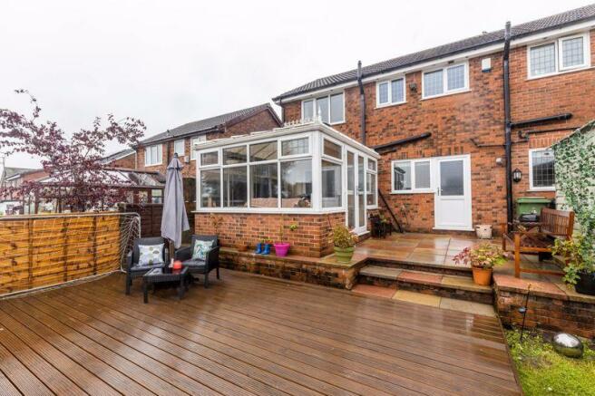 4 bedroom detached house  for sale Barnfield