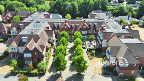 Oakleigh Square, Hammond Way, Yateley