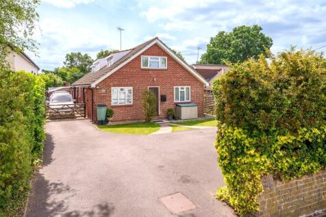 Yeovil Road, Owlsmoor, Sandhurst