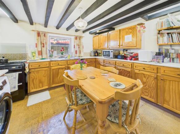 CAM03789G0-PR0073-ST