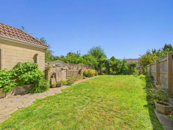 CAM03789G0-PR0073-ST