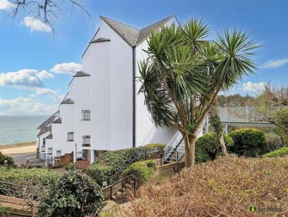 Pier Road, Seaview, PO34 5BP