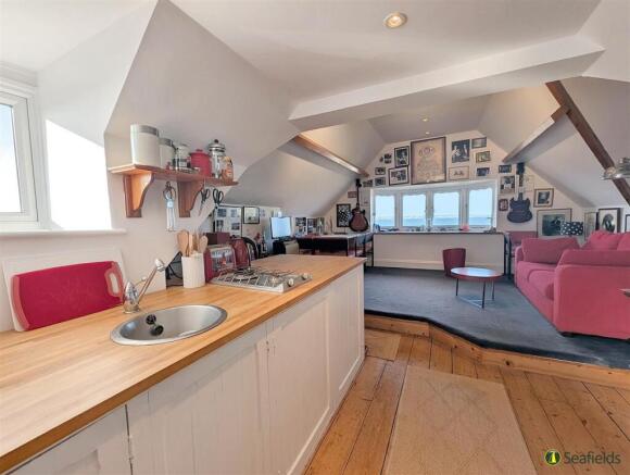 Kitchen Area.jpg