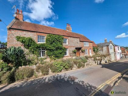 The Mall, Brading, PO36 0DE