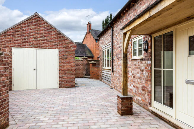 4 Bedroom Barn Conversion For Sale In Buerton Cheshire Cw3