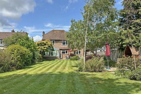 London Road South, Merstham