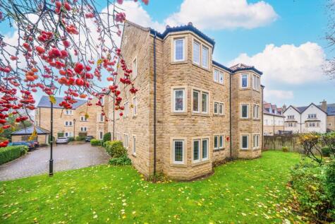 Micklethwaite Grove, Wetherby, West Yorkshire, LS22