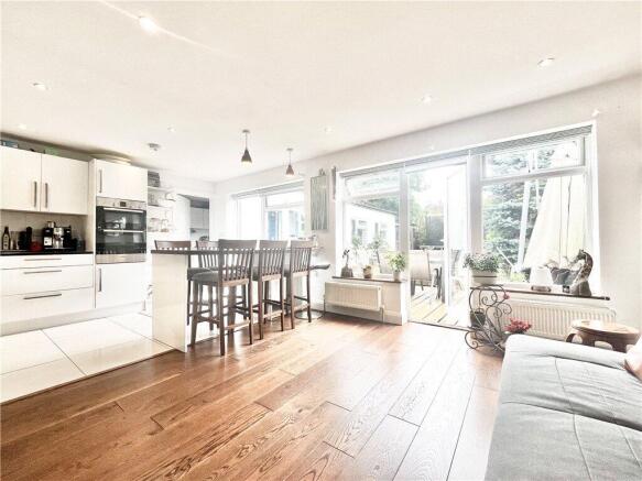 Kitchen/Reception