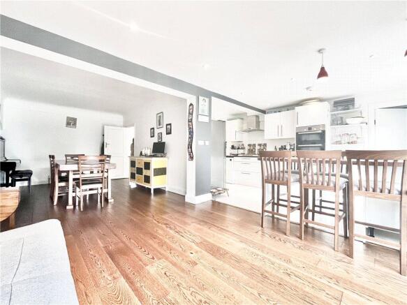 Kitchen/Reception