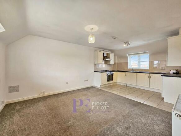 Living, kitchen dining room