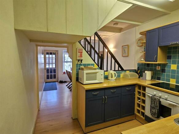 Kitchen dining room