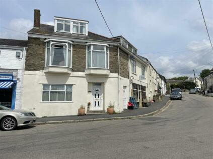 Par - 5 bedroom terraced house for sale