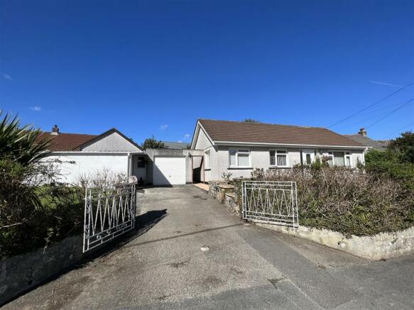 3 bedroom detached bungalow  for sale Trewoon