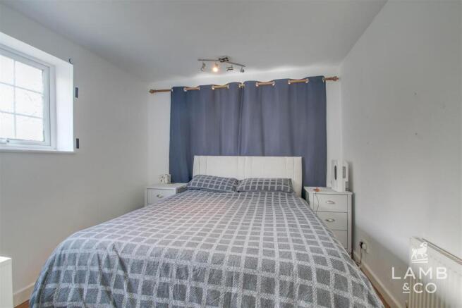 Dinning Room/ Bedroom
