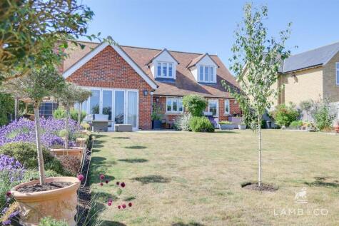 Walton Road, Kirby-Le-Soken, Frinton-On-Sea