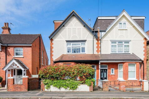 Lynwood Road, Redhill, RH1 1JR