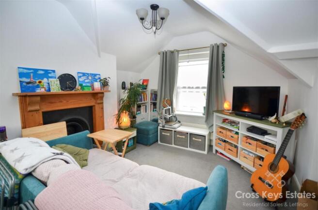 Sitting Room/Kitchen