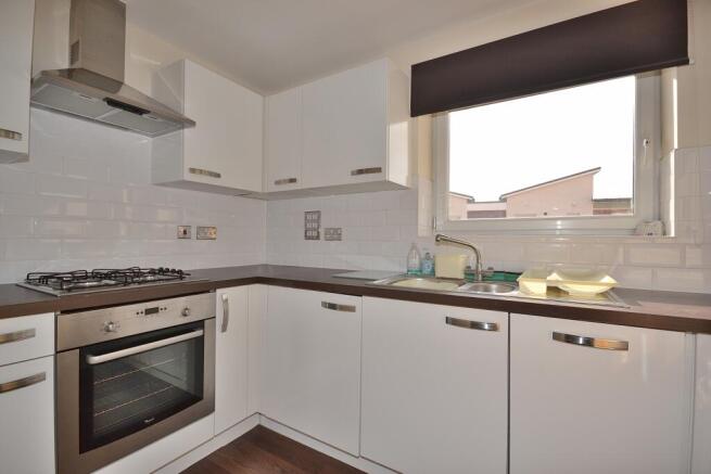 38 Tork Way Kitchen.