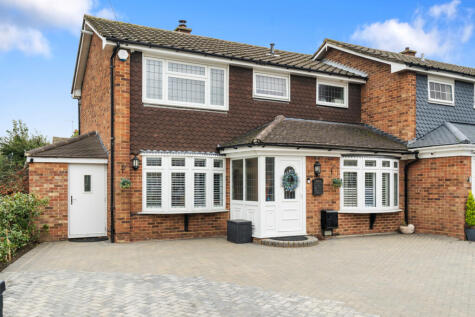 Temple Mead, Roydon, Harlow, Essex, CM19