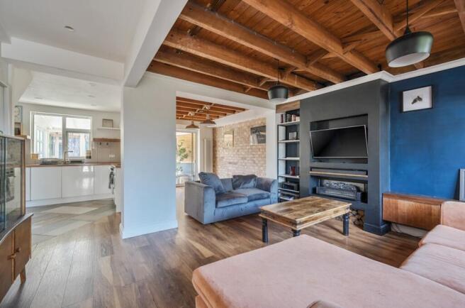 1333889-3-6890ec8a66efb