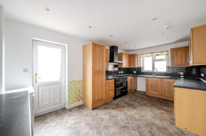 1354376-11-68c823a35c916