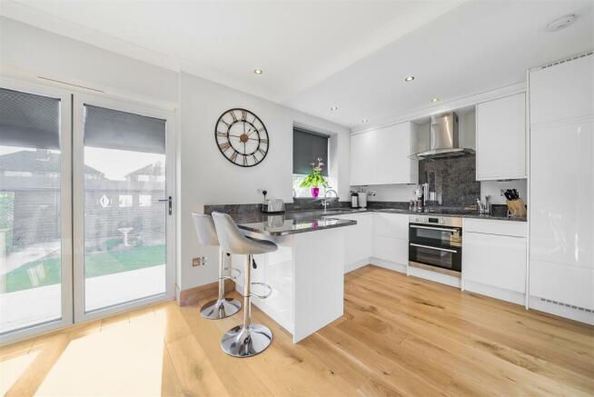 Sherborne Way - Kitchen (2).jpg