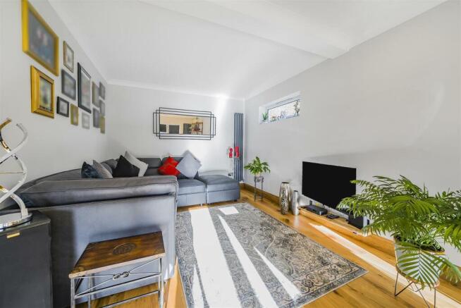 Sherborne Way - Lounge.jpg