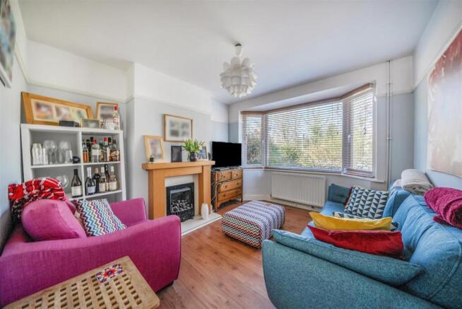 Watford Road - Lounge 3.jpg