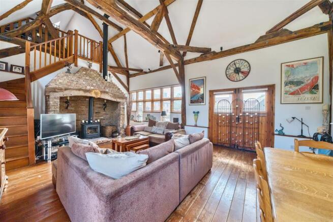 The Potato Barn - Lounge 2.jpg