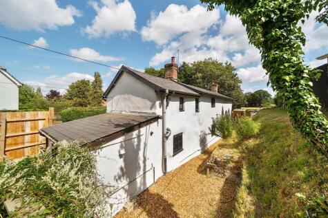 Chine Road, Upper Woodford