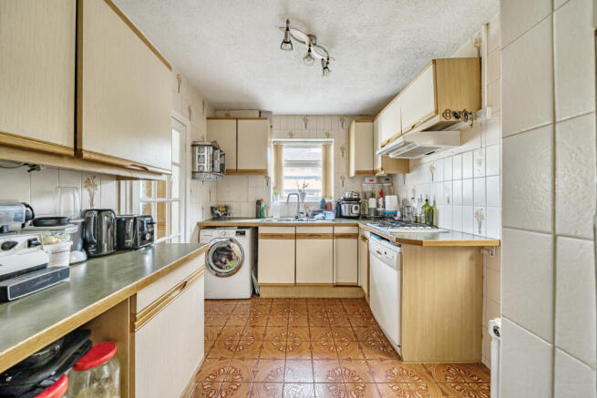 1305364-9-6849cbe...