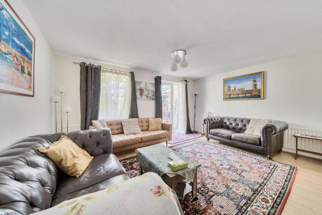 1310417-2-6855a3a...