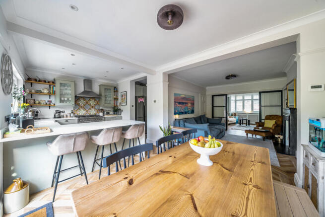 1333059-18-688ba6...