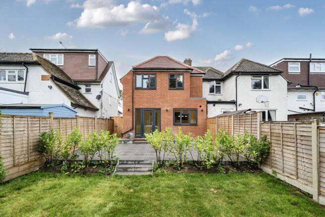 1347178-11-68b72e...