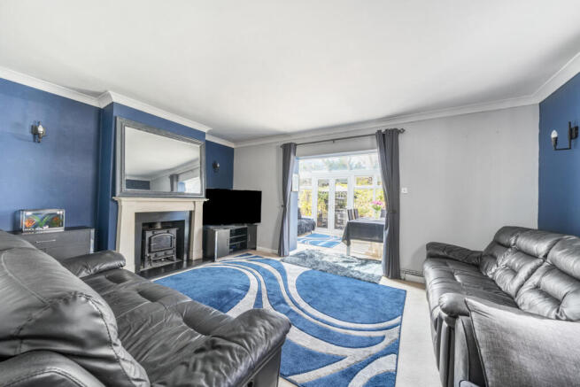 1350545-6-68c2e1b...