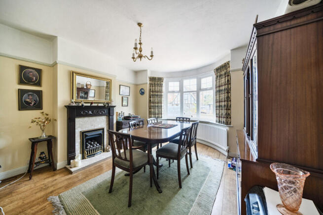 1311318-1-6851b5e...