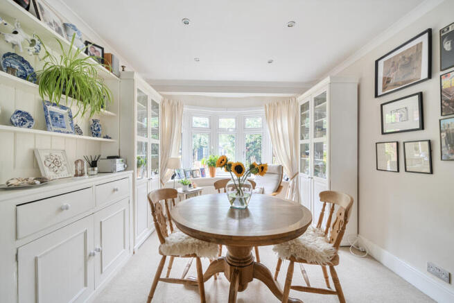 1344894-10-68ae22...