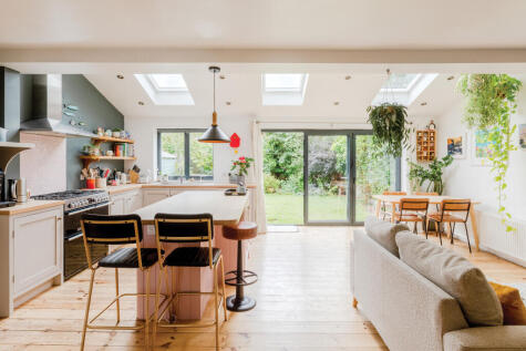 Frobisher Road, Ashton, Bristol