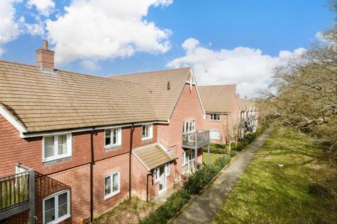Shetland Close, Cranleigh, Surrey