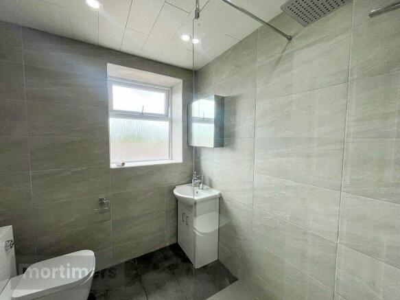 Family Shower Room