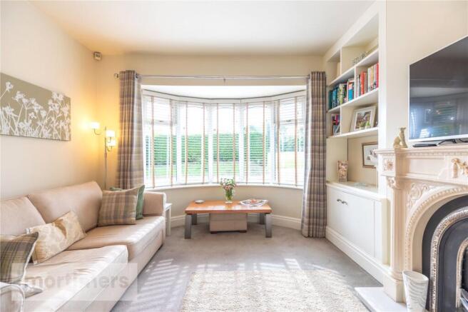 Sitting Room/Bedroom