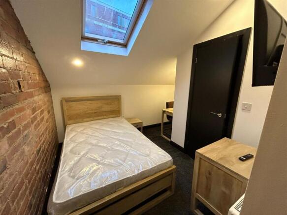 Room 4 .jpg