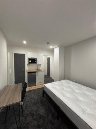 WhatsApp Image 2025-11-19 at 11.04.38_c86ce09b.jpg