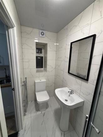 WhatsApp Image 2025-11-19 at 11.04.56_06f6114f.jpg