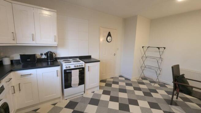 Open-plan kitchen diner 2.jpg