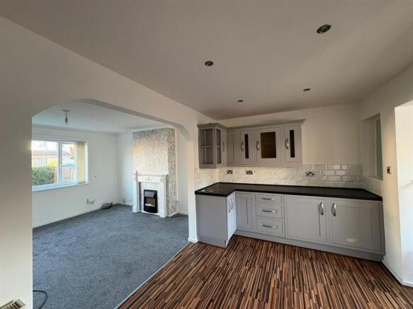 PHOTO-2025-12-02-14-34-00 (1).jpg