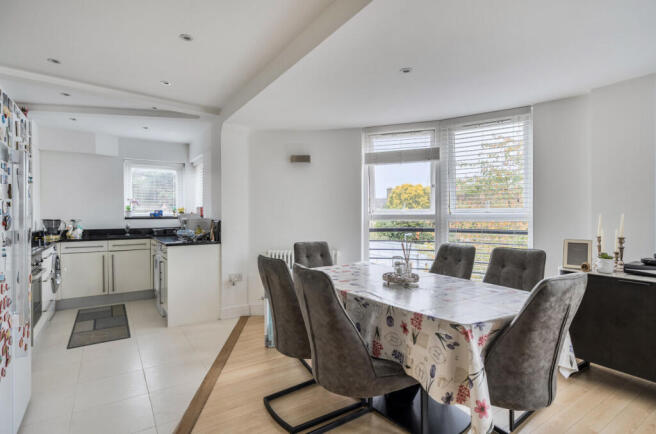 1361346-6-68e635f...