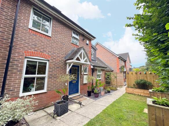 Front Garden (1).jpg